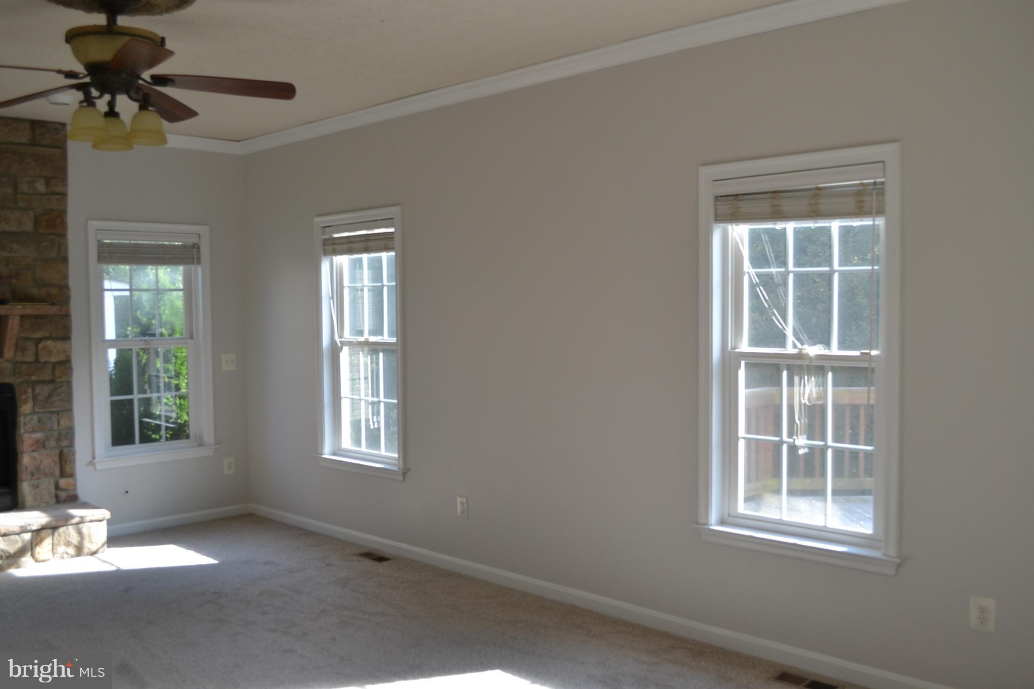 35264 Pheasant Ridge Road Locust Grove, VA 22508 - Photo 8 of 29 Living Room