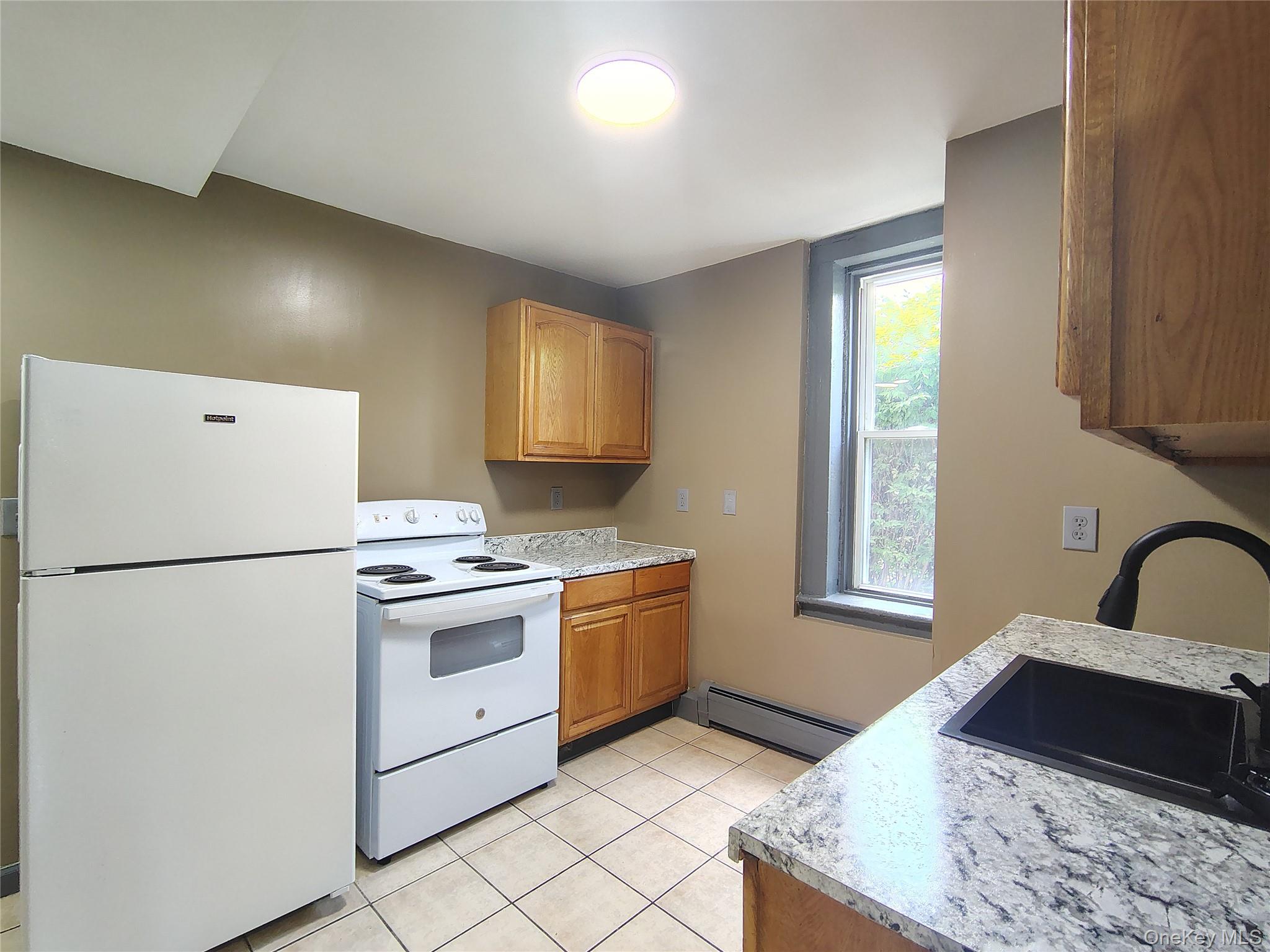219 Mill Street, Unit 1` Poughkeepsie, NY 12601 - Photo 3 of 16