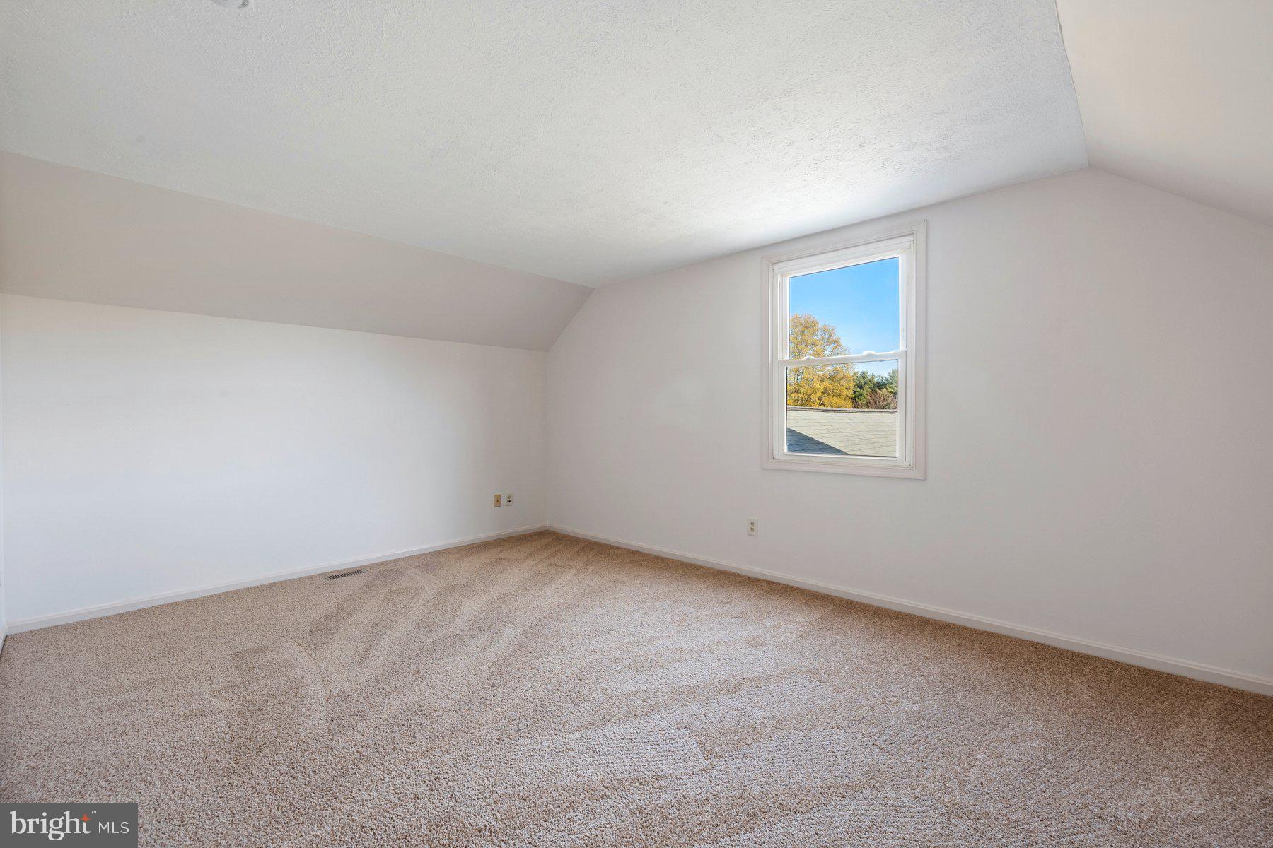 5130 Perry Road Mount Airy, MD 21771 - Photo 21 of 46 an empty room with a window
