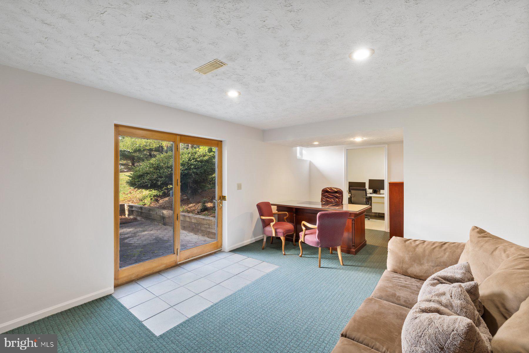 5130 Perry Road Mount Airy, MD 21771 - Photo 27 of 46 a living room with furniture and a large window