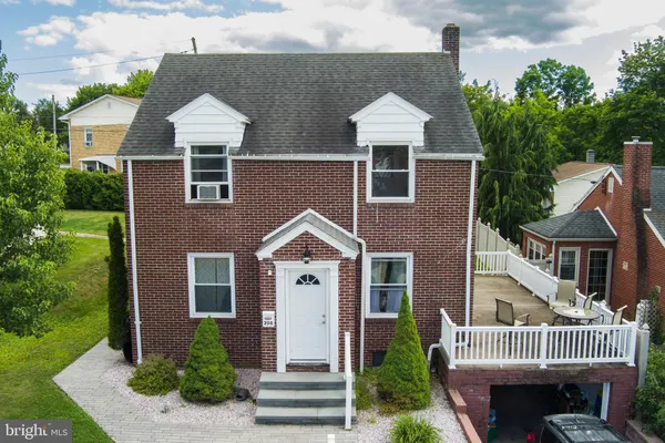 $242,000 | 208 Sheffield Street, Philipsburg, PA 16866