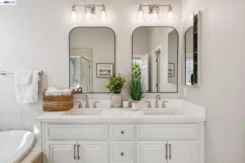 $1,699,000 | 4515 Arce Street, Union City, CA 94587