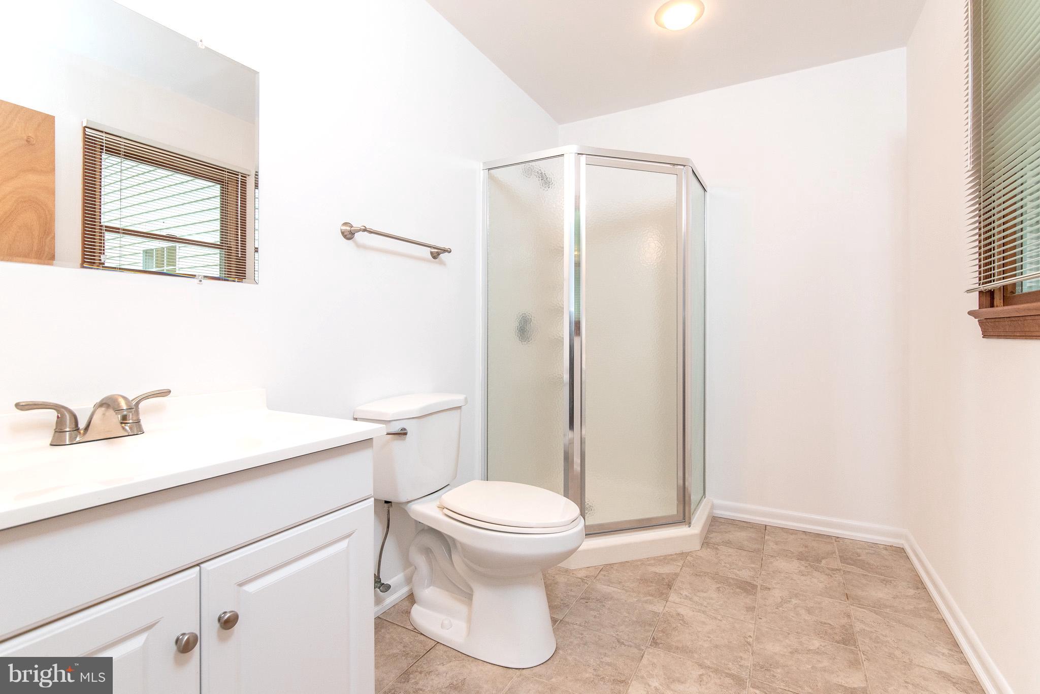 24 Leeland Road Edgewater, MD 21037 - Photo 14 of 30 Bath (Master) 2