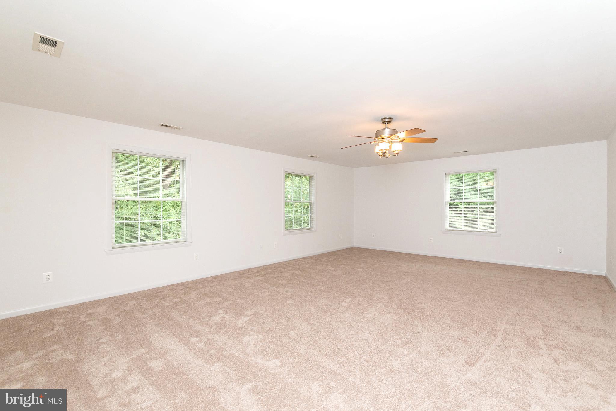 24 Leeland Road Edgewater, MD 21037 - Photo 22 of 30 Bedroom (Master) 1