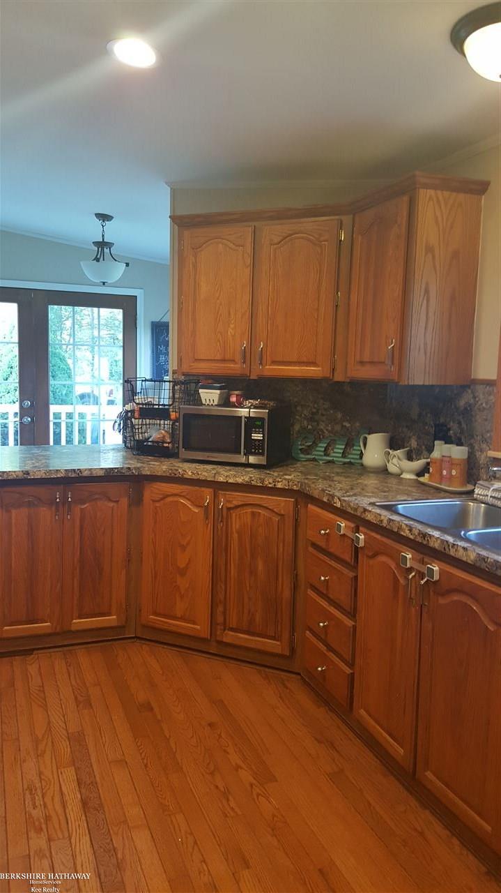 4051 Miller Road Capac, MI 48014 - Photo 24 of 36 31332817-23.JPG