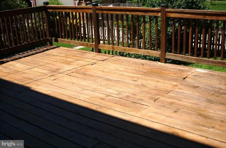 130 Overbrook Road Baltimore, MD 21212 - Photo 6 of 16 Deck