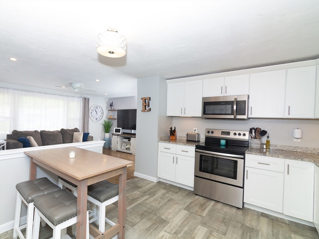 42 Bruce Road Bellingham, MA 02019 - Photo 14 of 38