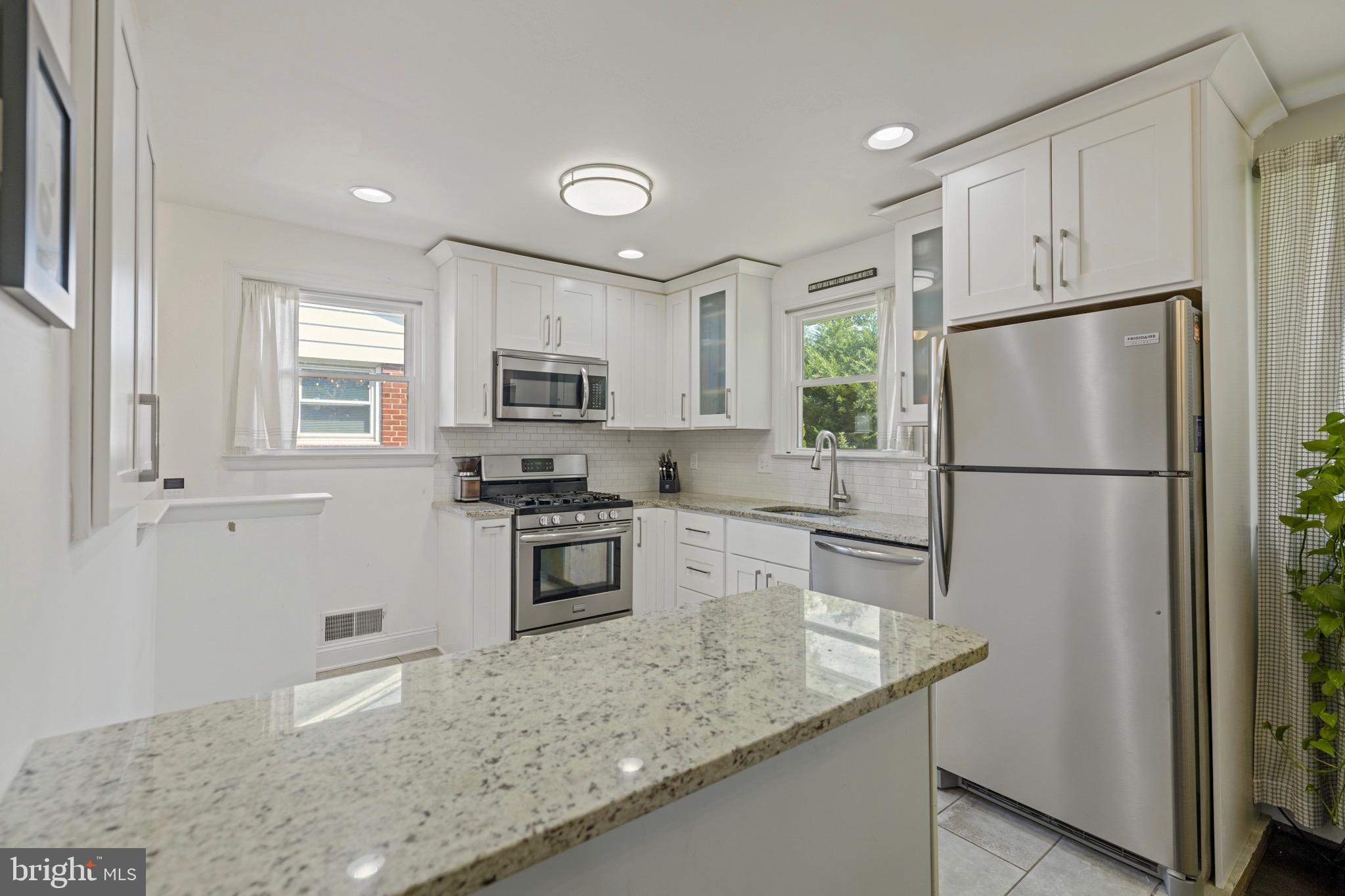 3712 Nimitz Road Kensington, MD 20895 - Photo 4 of 15 Gallery Image 4