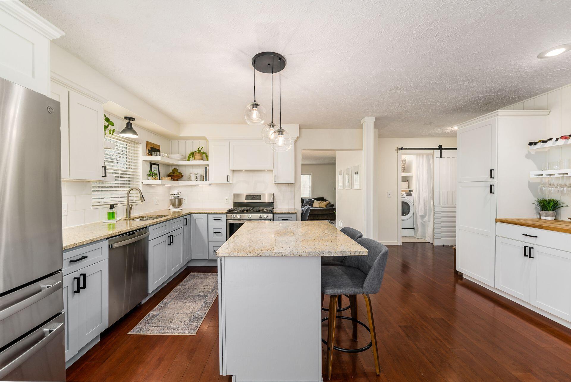 2111 Inchcliff Road Columbus, OH 43221 - Photo 16 of 42 Kitchen