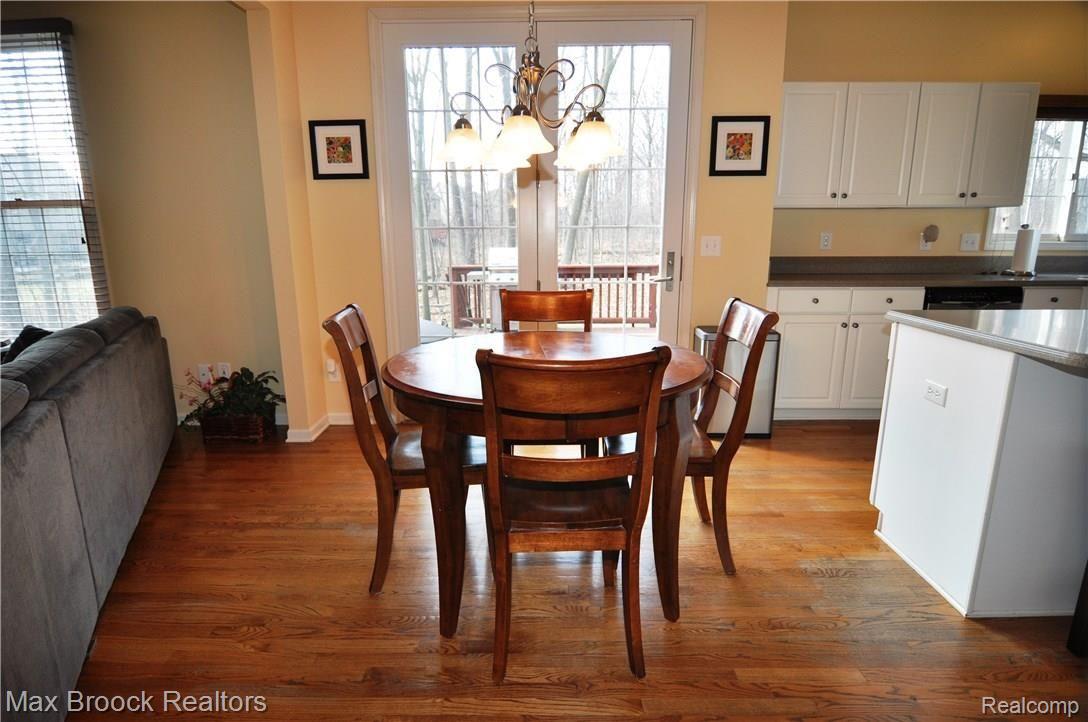 699 Twin Oaks Court Rochester, MI 48307 - Photo 12 of 65 DSC_0317.JPG