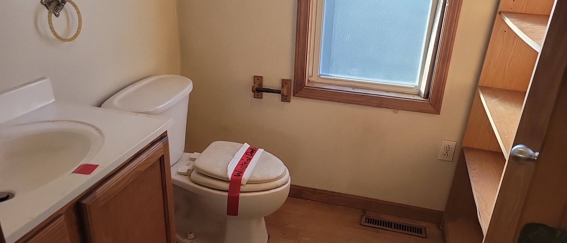 122 Fayette Street Clinton, IA 52732 - Photo 11 of 12