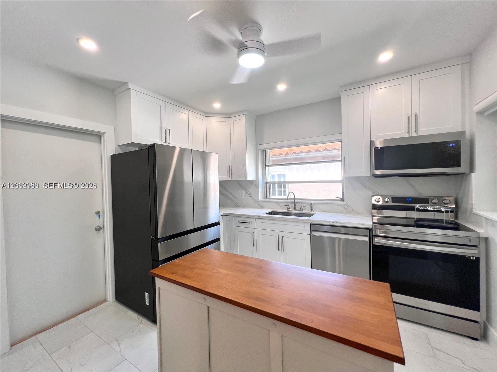 2245 Southwest 25th Terrace Miami, FL 33133 - Photo 8 of 9