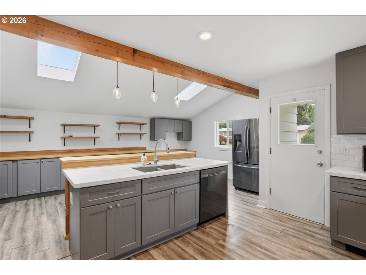 10834 Southeast Long Street Portland, OR 97266 - Photo 13 of 38