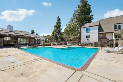 $369,900 | 8015 Caminito De Pizza, Unit E, San Diego, CA 92108