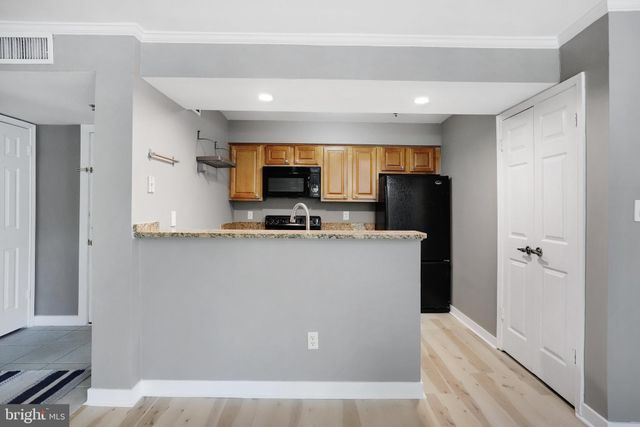 $375,000 | 1504 Lincoln Way, Unit 101, McLean, VA 22102