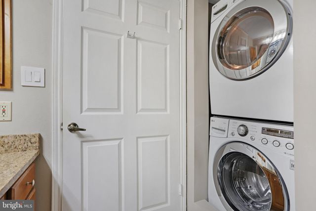 $375,000 | 1504 Lincoln Way, Unit 101, McLean, VA 22102