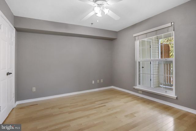 $375,000 | 1504 Lincoln Way, Unit 101, McLean, VA 22102