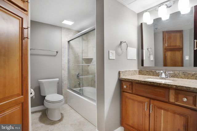 $375,000 | 1504 Lincoln Way, Unit 101, McLean, VA 22102