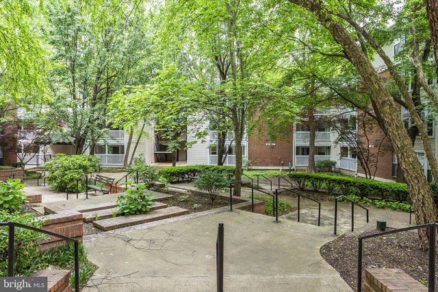 $375,000 | 1504 Lincoln Way, Unit 101, McLean, VA 22102