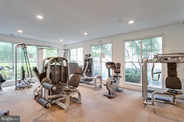 $375,000 | 1504 Lincoln Way, Unit 101, McLean, VA 22102