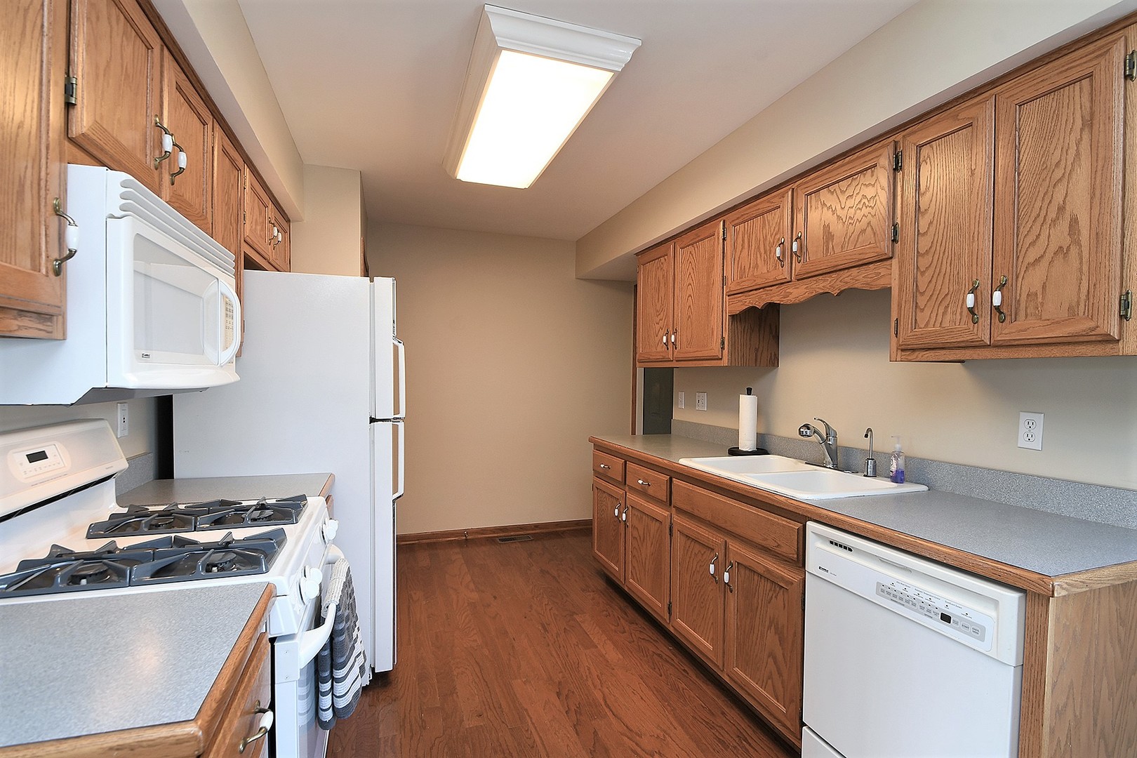 765 Sojourn Road New Lenox, IL 60451 - Photo 10 of 20