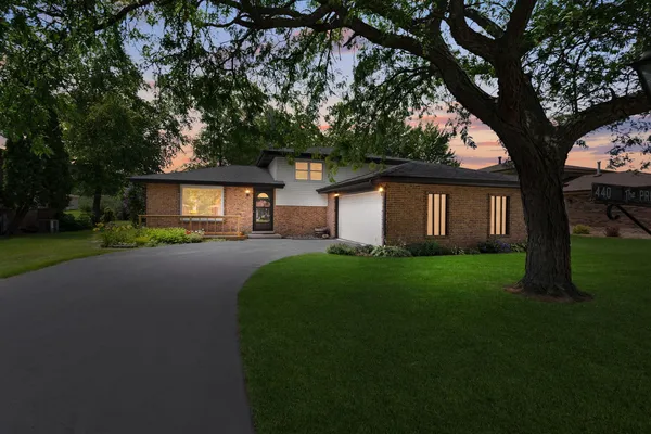 $315,000 | 440 Manor Drive, Peotone, IL 60468