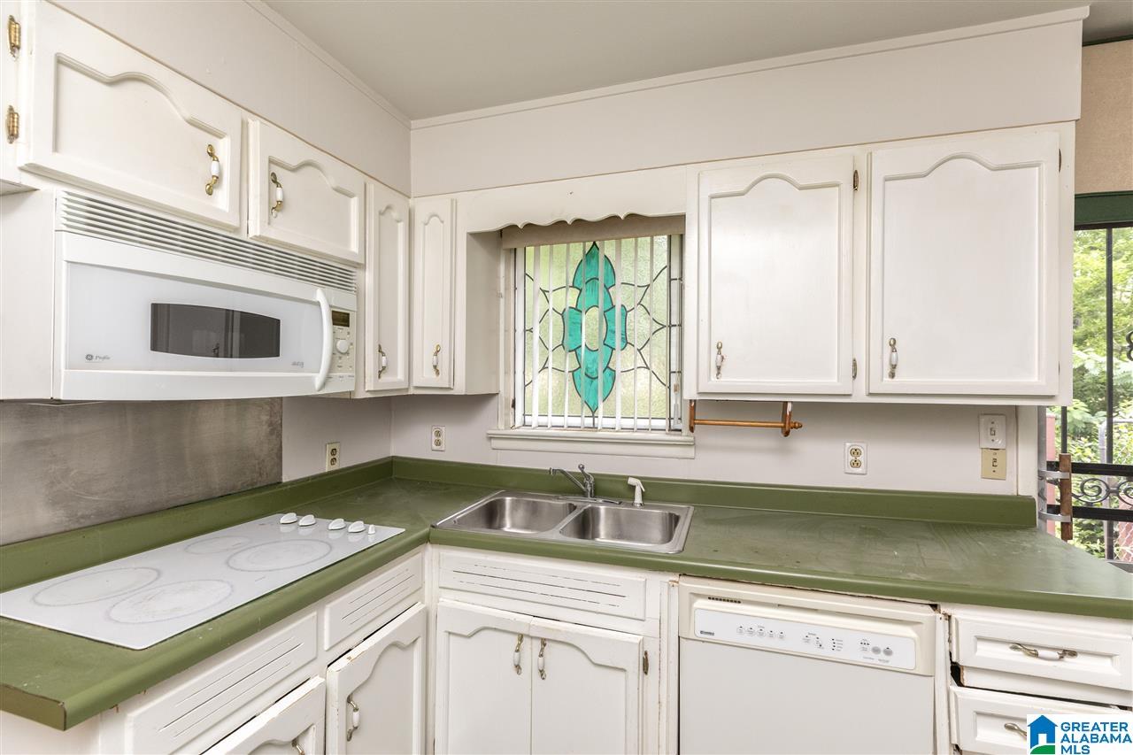815 Dandridge Road Birmingham, AL 35221 - Photo 25 of 35