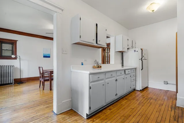 $240,000 | 1112 East 52nd Street, Unit 1, Chicago, IL 60615