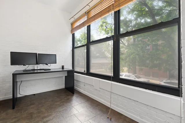 $240,000 | 1112 East 52nd Street, Unit 1, Chicago, IL 60615