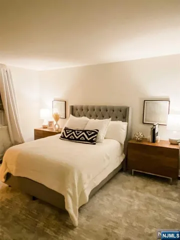 $3,950 | 280-320 Oak Street, Unit 314D, Ridgewood, NJ 07450