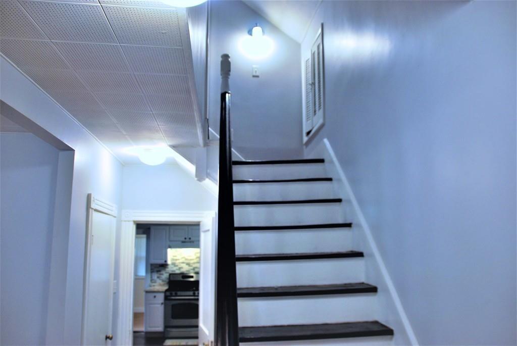 4 Albert Street Worcester, MA 01610 - Photo 13 of 26