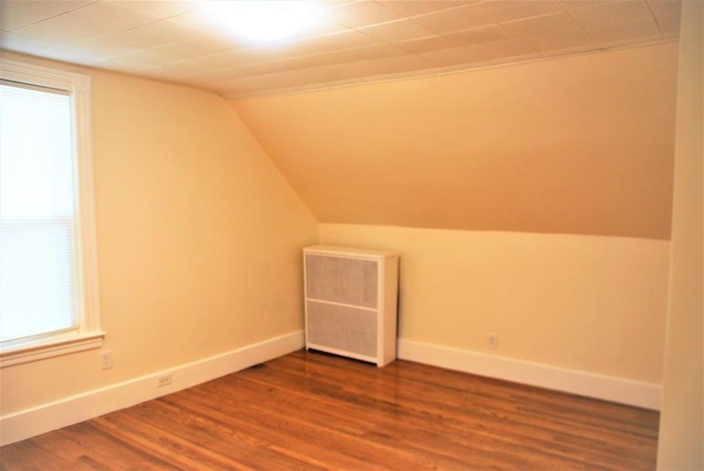 4 Albert Street Worcester, MA 01610 - Photo 14 of 26