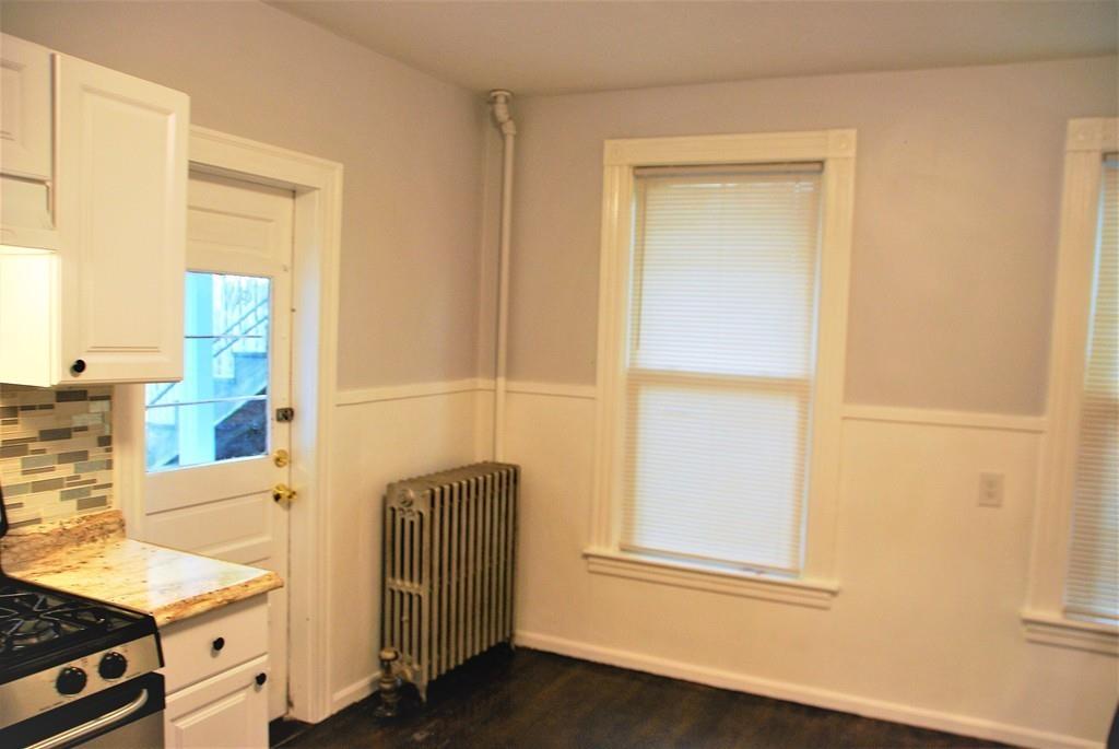 4 Albert Street Worcester, MA 01610 - Photo 15 of 26