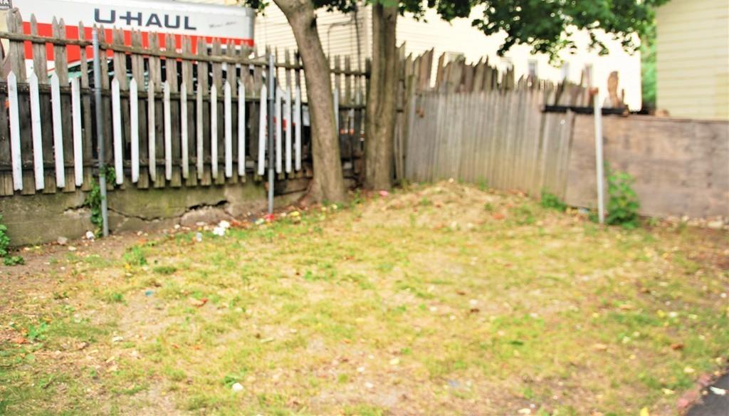 4 Albert Street Worcester, MA 01610 - Photo 26 of 26