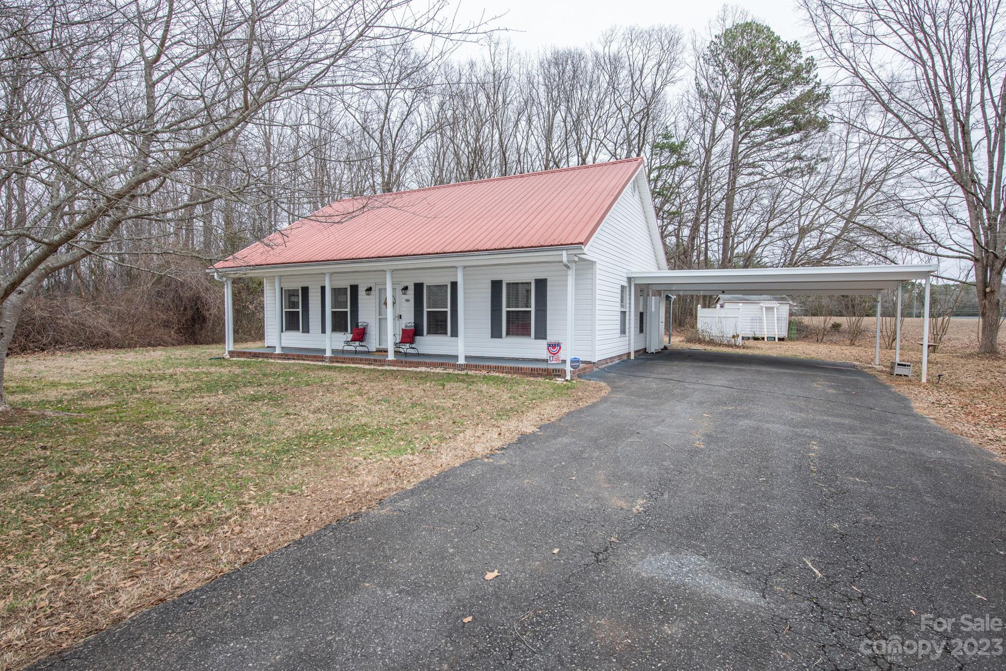 136 Kiser Dairy Road Dallas, NC 28034 - Photo 1 of 25 Gallery Image 1