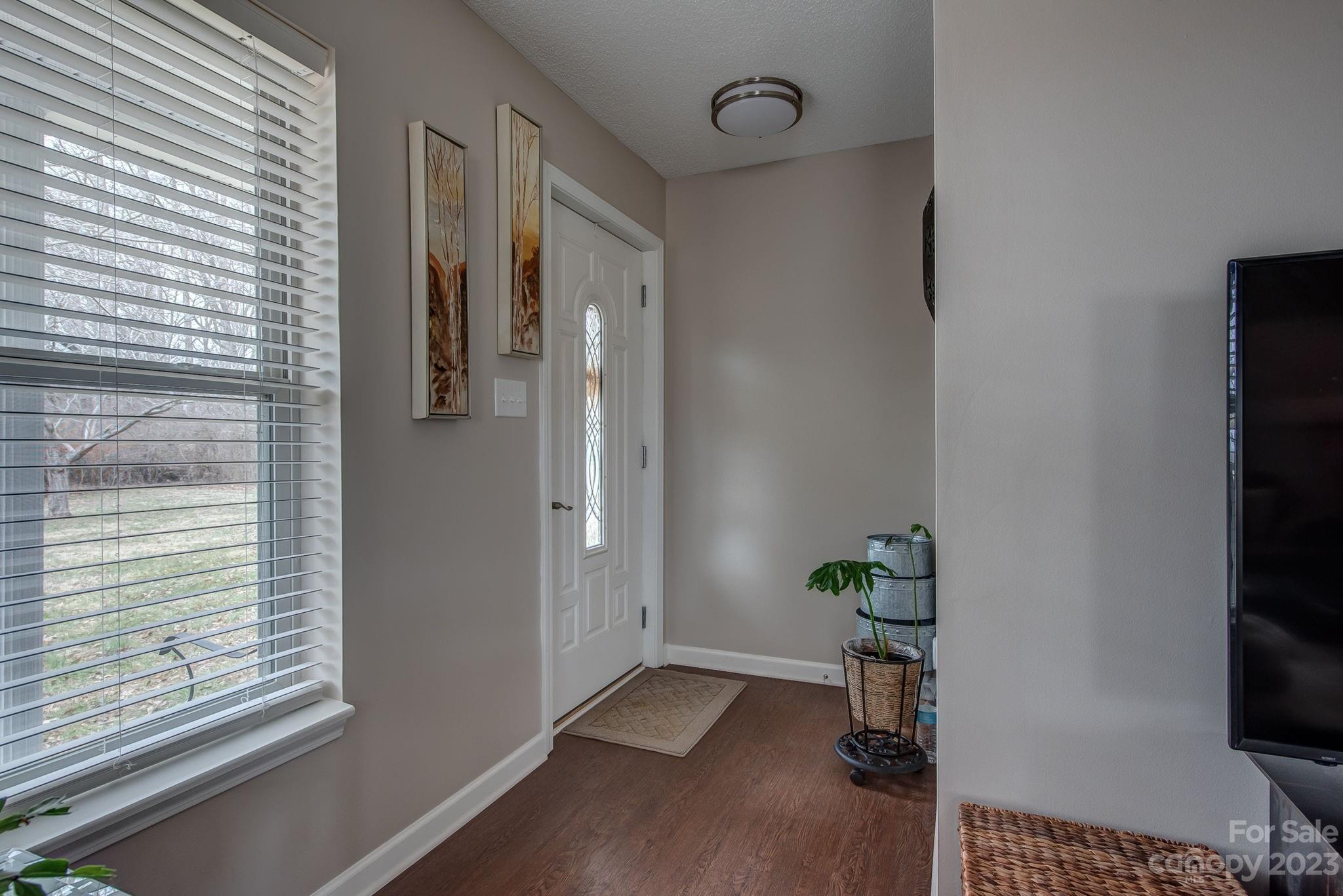 136 Kiser Dairy Road Dallas, NC 28034 - Photo 7 of 25 Gallery Image 7