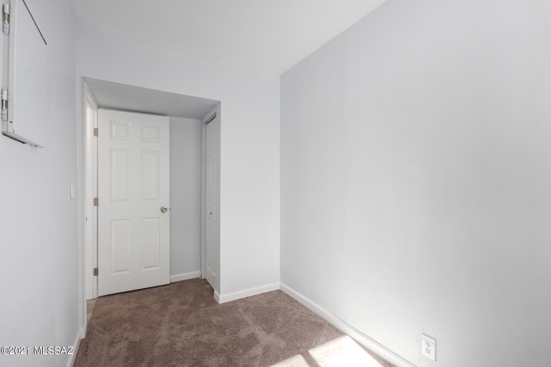 338 East Navajo Road Tucson, AZ 85705 - Photo 18 of 28 Gallery Image 18