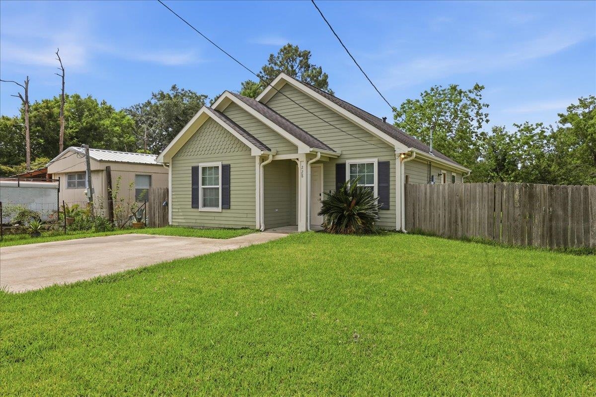 228 West Elm Street Winnie, TX 77665 - Photo 24 of 24