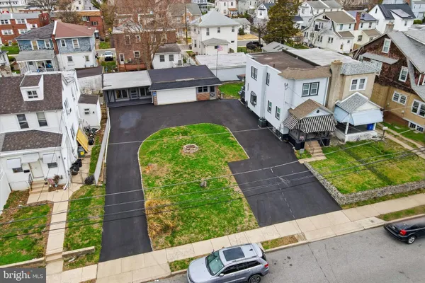 $325,000 | 825-827 Broad Street, Darby, PA 19023