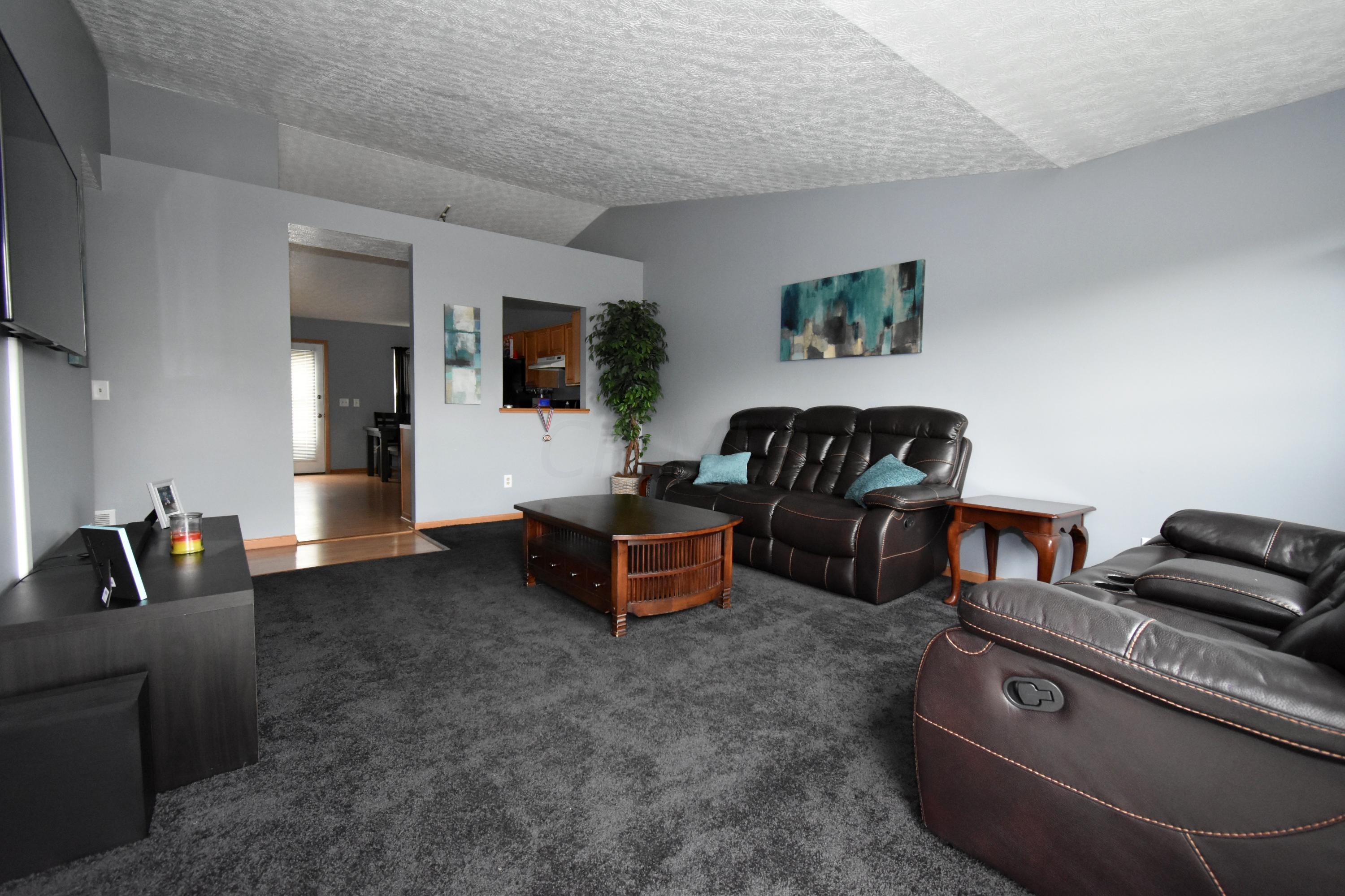 1464 Tera Alta Road Columbus, OH 43207 - Photo 1 of 12 Gallery Image 1