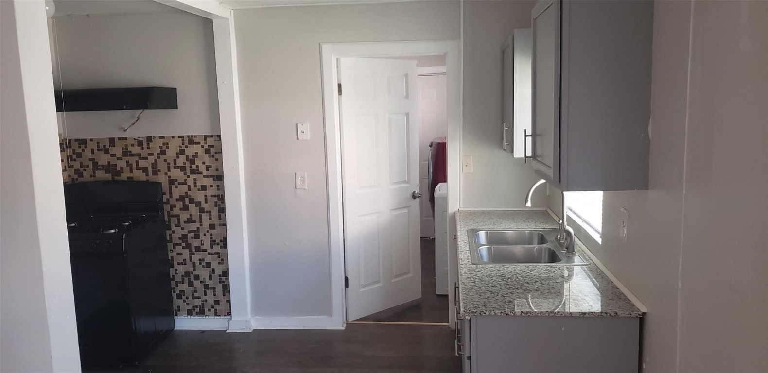 912 Jennetta Street Rosenberg, TX 77471 - Photo 2 of 12