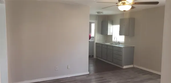 $1,500 | 912 Jennetta Street, Rosenberg, TX 77471