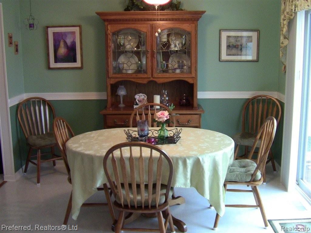 1986 North Sheldon Road Canton, MI 48187 - Photo 4 of 19 Dining Area