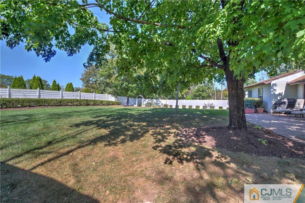 33 Kendall Road Kendall Park, NJ 08824 - Photo 24 of 25 Gallery Image 24