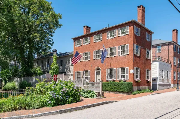 $5,900,000 | 20 Atkinson Street, Portsmouth, NH 03801