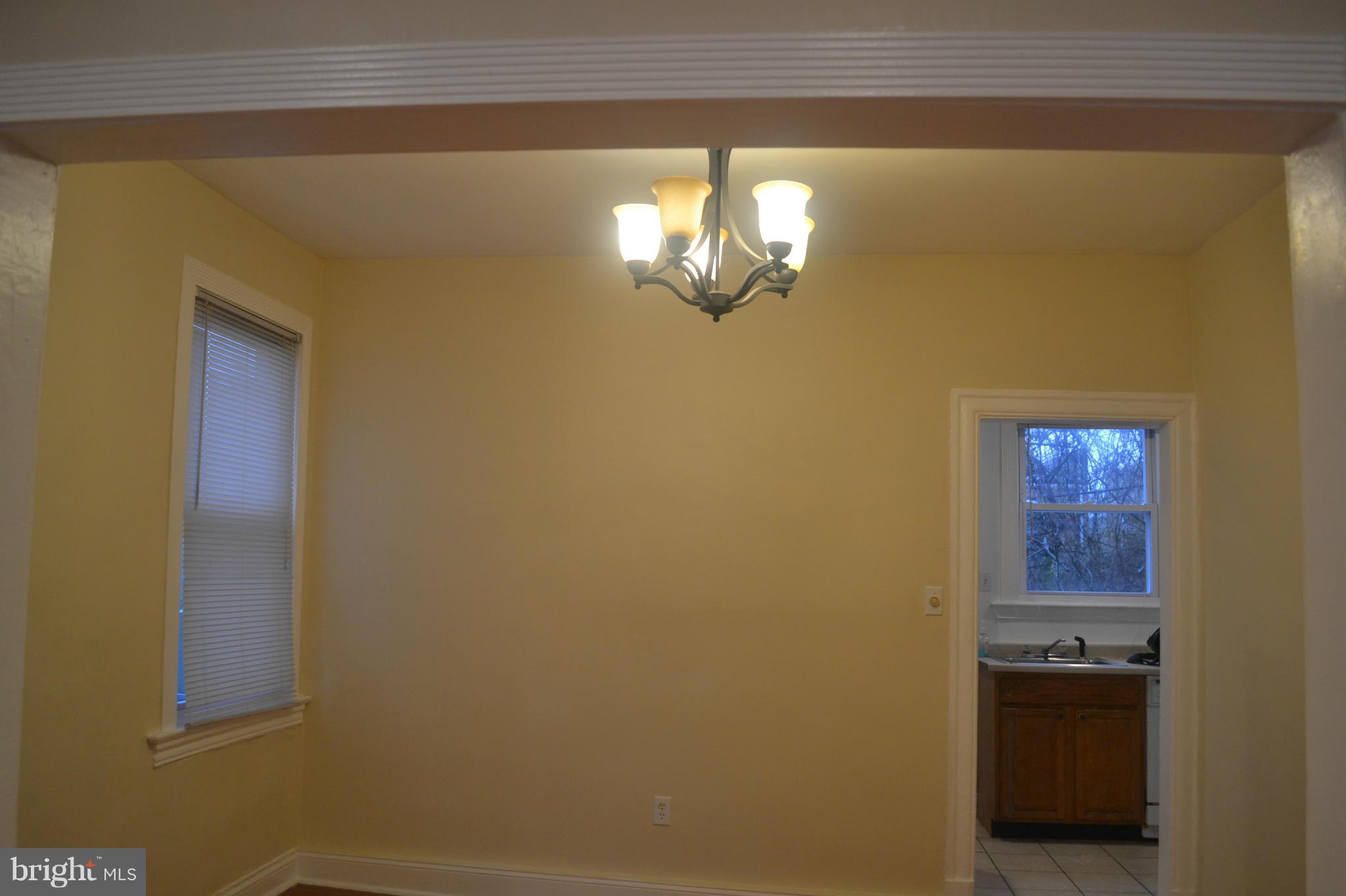 518 Roxboro Place Northwest Washington, DC 20011 - Photo 3 of 18 Dining Room