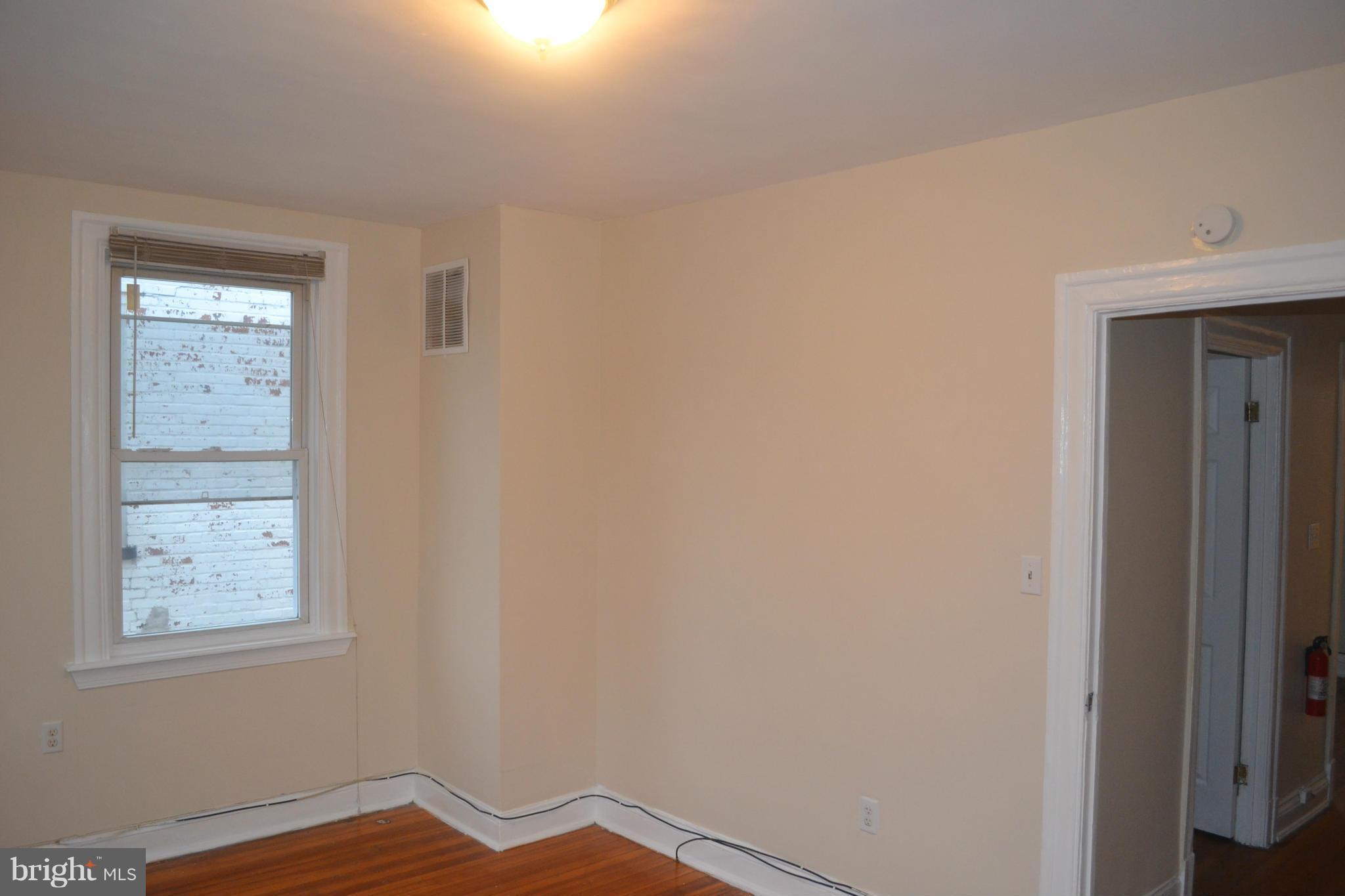 518 Roxboro Place Northwest Washington, DC 20011 - Photo 10 of 18 Bedroom