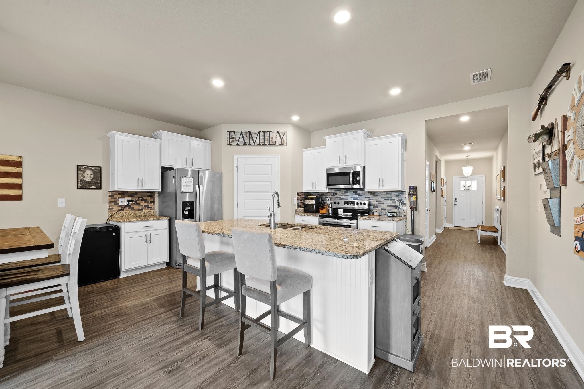 9424 Eiland Drive Foley, AL 36535 - Photo 4 of 19