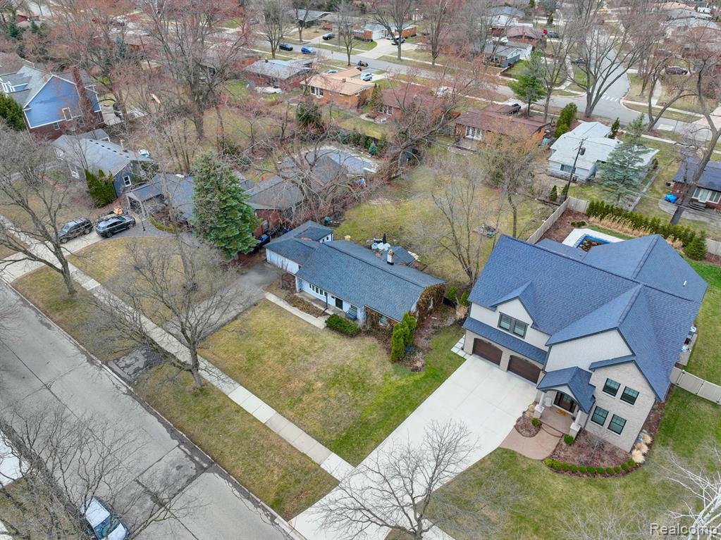 1709 Derby Road Birmingham, MI 48009 - Photo 2 of 7