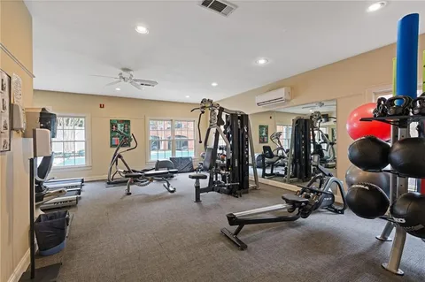 $425,000 | 211 Colonial Homes Drive Northwest, Unit 2106, Atlanta, GA 30309